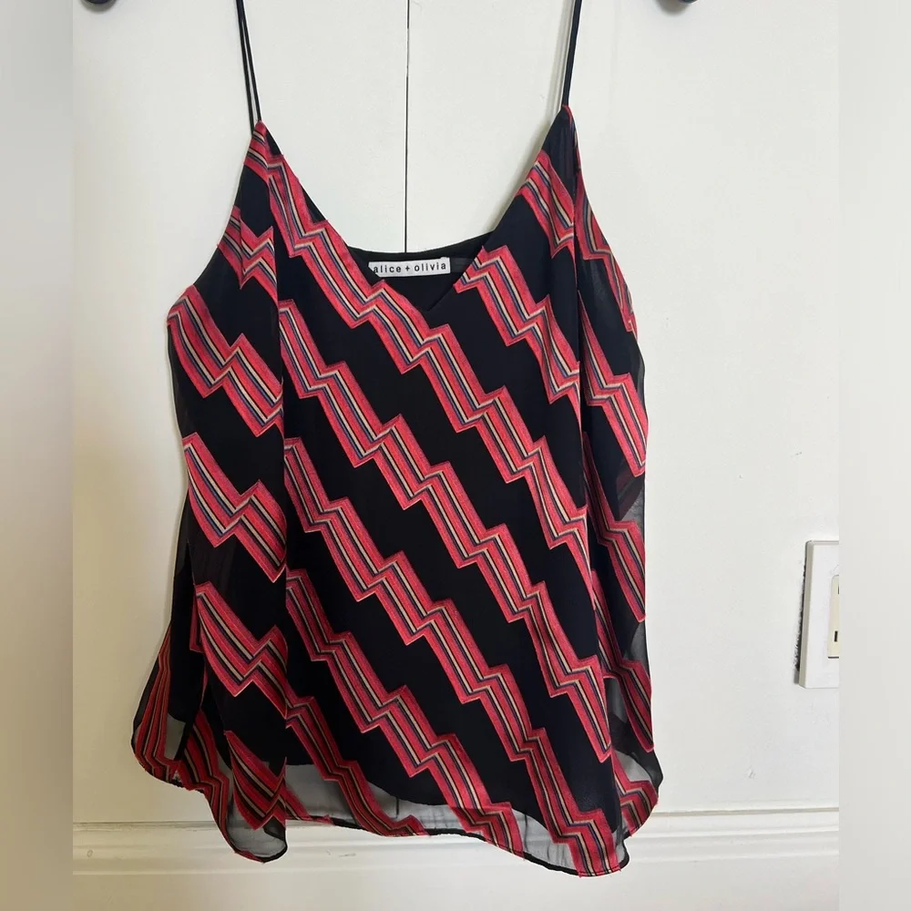 Alice+ Olivia silk spaghetti strap top Medium NWOT - Picture 2 of 11